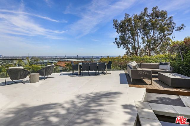 1377 Miller Place, Los Angeles, CA 90069