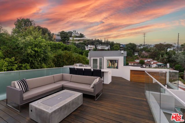 1377 Miller Place, Los Angeles, CA 90069