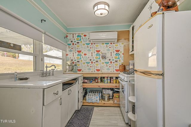 163 Island Road, Kingsport, TN 37664