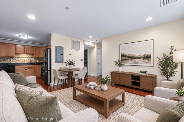 291 Revere St 6, Revere, MA 02151