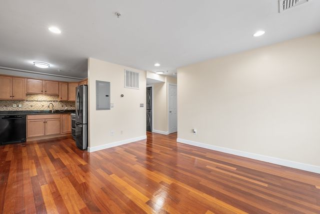 291 Revere St 6, Revere, MA 02151