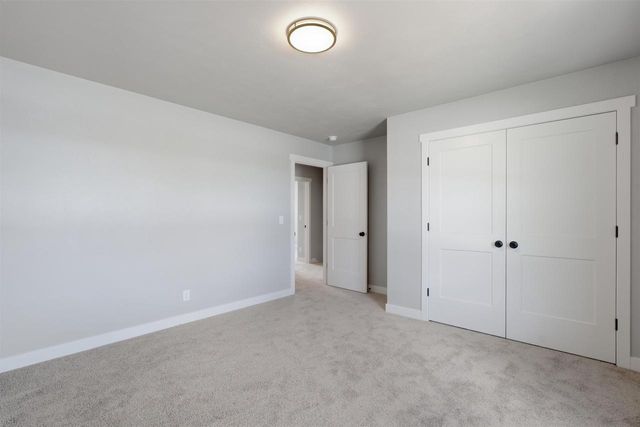 N8871 KILLARNEY WAY, Menasha, WI 54952