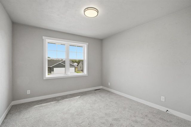 N8871 KILLARNEY WAY, Menasha, WI 54952