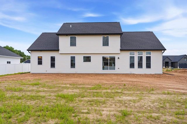 N8871 KILLARNEY WAY, Menasha, WI 54952