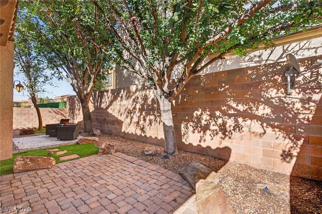 1020 Via Gallia Street, Henderson, NV 89011