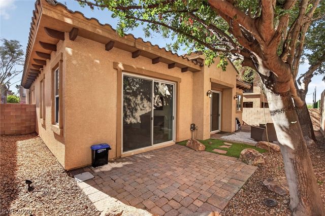1020 Via Gallia Street, Henderson, NV 89011
