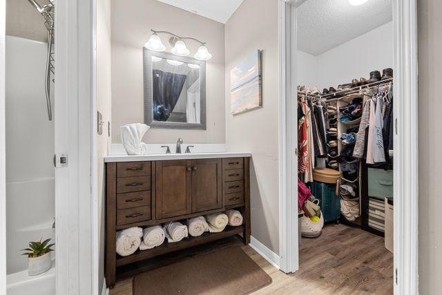 940 Central Avenue 18, Fort Walton Beach, FL 32547