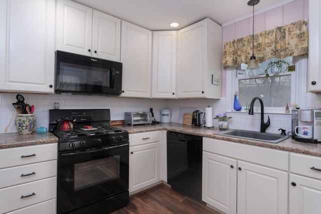 5 Lapointe Street, Winooski, VT 05404