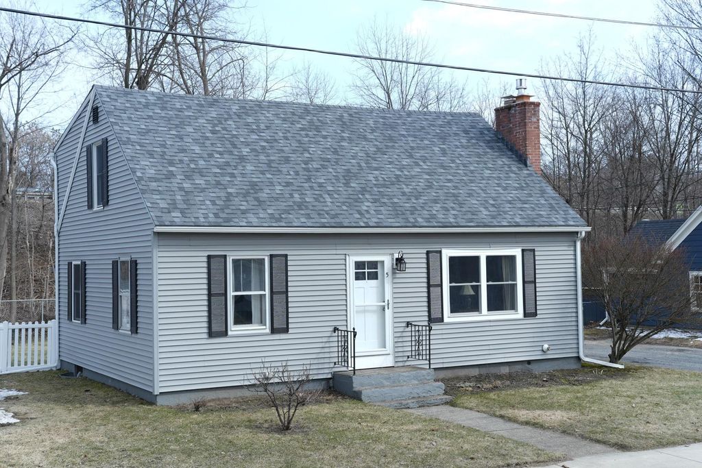 5 Lapointe Street, Winooski, VT 05404