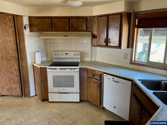 5422 Portland #122 Rd NE 122, Salem, OR 97305