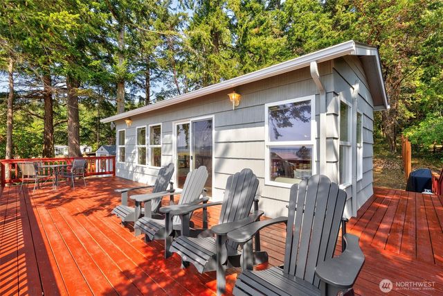 564 Mumby Road, Nordland, WA 98358