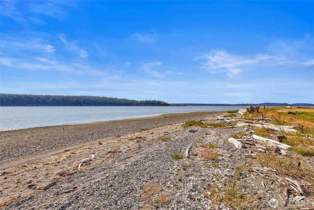 564 Mumby Road, Nordland, WA 98358
