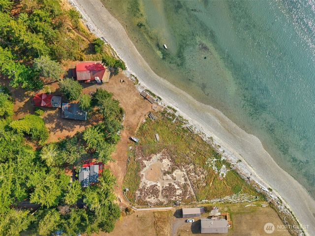 564 Mumby Road, Nordland, WA 98358