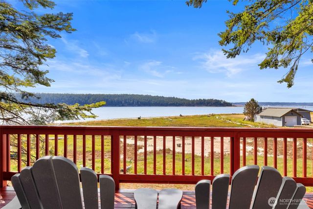 564 Mumby Road, Nordland, WA 98358