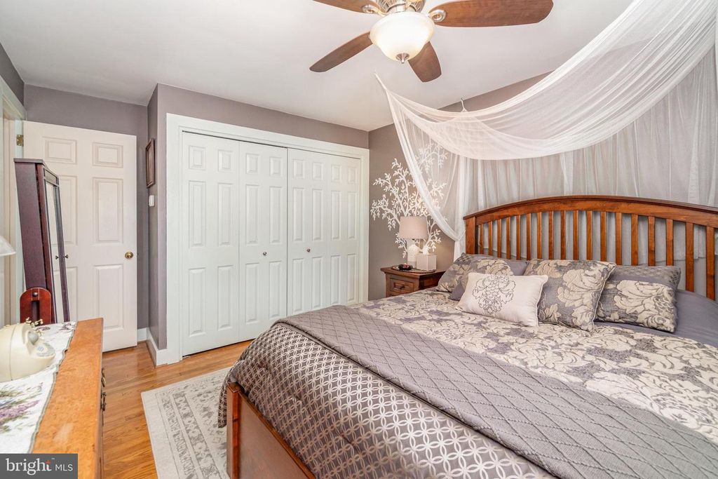 Image 14 of property listing at 904 S 12TH ST, Lebanon, PA 17042