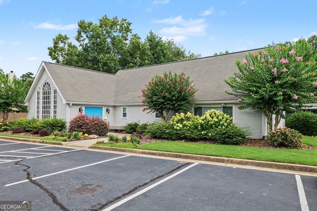 5235 N Somerset Lane, Alpharetta, GA 30004