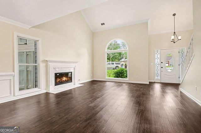 5235 N Somerset Lane, Alpharetta, GA 30004
