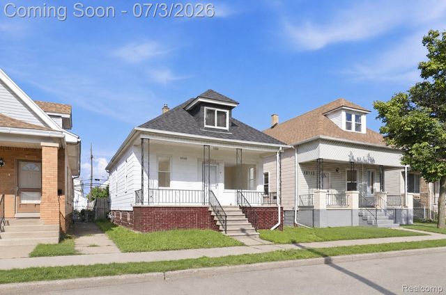 12122 Sobieski Street, Hamtramck, MI 48212