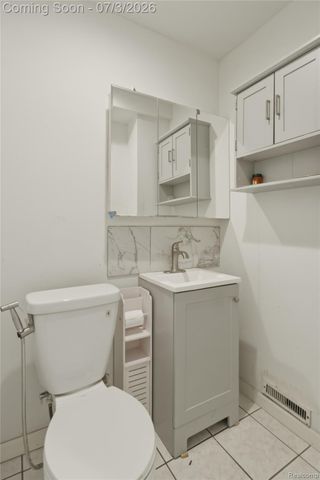 12122 Sobieski Street, Hamtramck, MI 48212