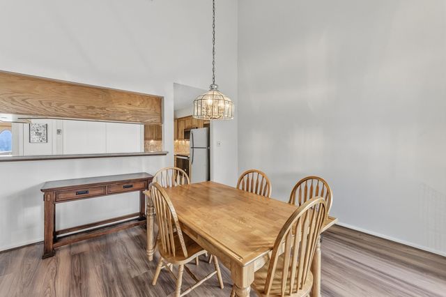 3648 Youpon, Huntsville, TX 77340