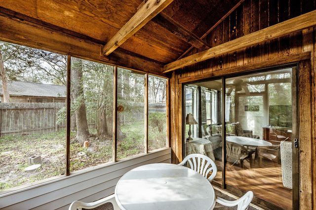 3648 Youpon, Huntsville, TX 77340