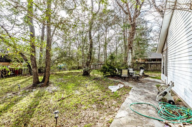 3648 Youpon, Huntsville, TX 77340