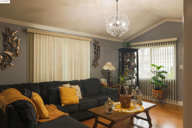 27777 E 12Th St, Hayward, CA 94544