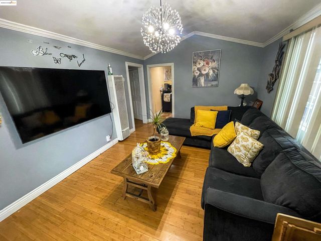 27777 E 12Th St, Hayward, CA 94544