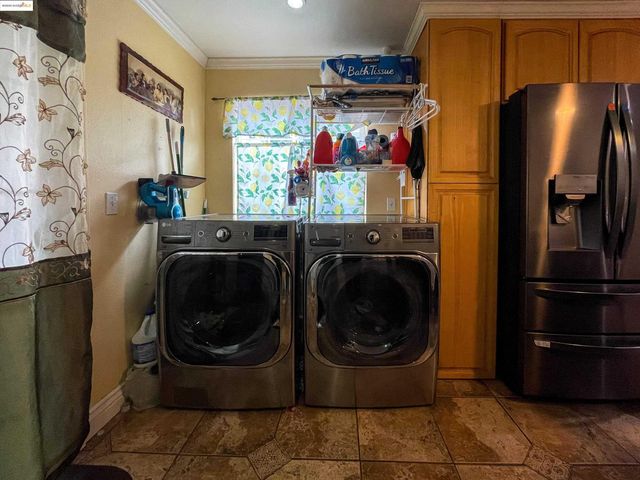 27777 E 12Th St, Hayward, CA 94544