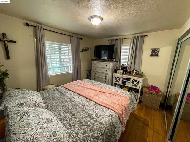 27777 E 12Th St, Hayward, CA 94544