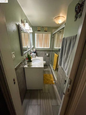 27777 E 12Th St, Hayward, CA 94544