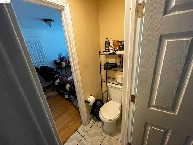 27777 E 12Th St, Hayward, CA 94544