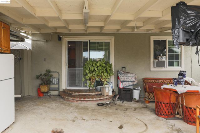 27777 E 12Th St, Hayward, CA 94544