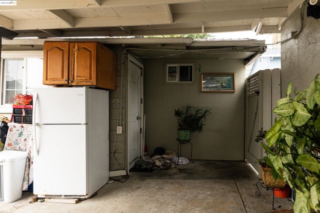 27777 E 12Th St, Hayward, CA 94544