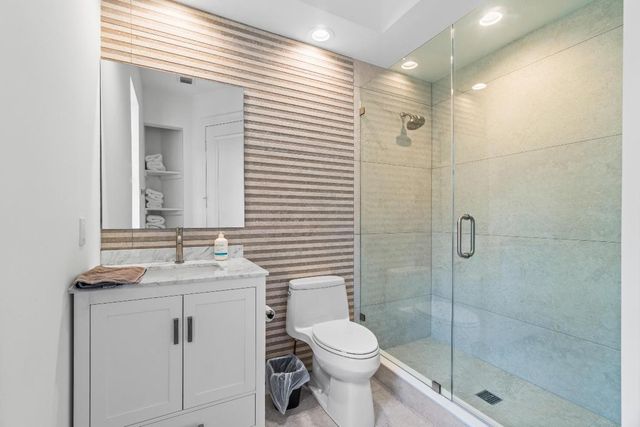 16032 Bristol Isle Way, Delray Beach, FL 33446