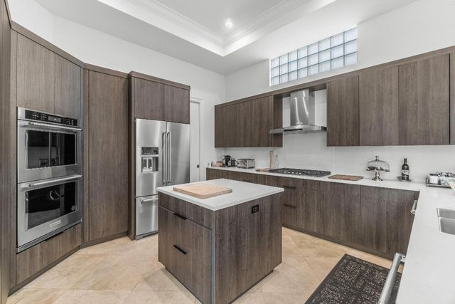 16032 Bristol Isle Way, Delray Beach, FL 33446