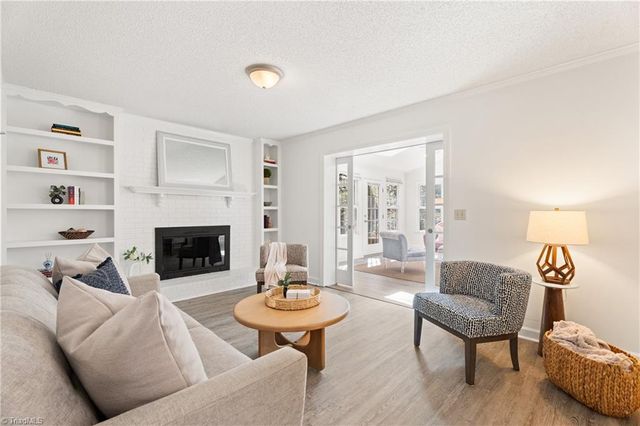 1222 Shelter Cove, Winston-salem, NC 27104