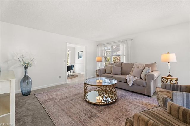 1222 Shelter Cove, Winston-salem, NC 27104