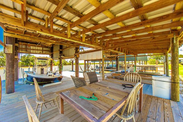 6489 Hwy 56, Chauvin, LA 70344