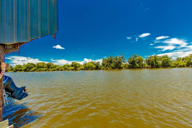 6489 Hwy 56, Chauvin, LA 70344