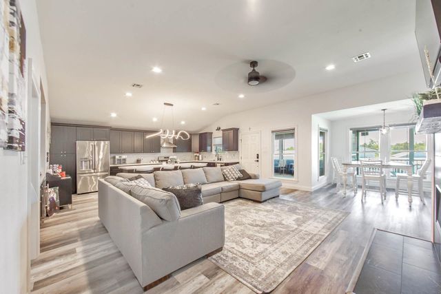 6489 Hwy 56, Chauvin, LA 70344