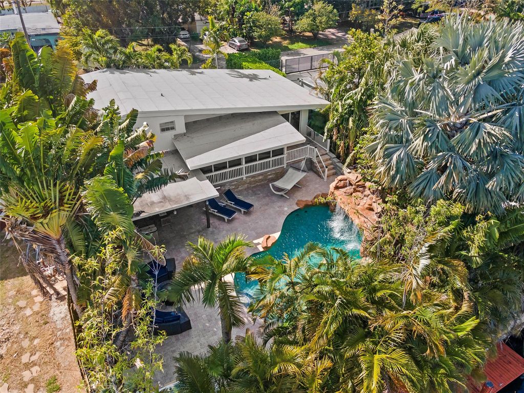 2518 Whale Harbor Lane, Fort Lauderdale, FL 33312