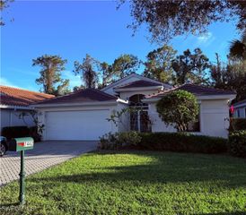 7442 Meldin CT, Naples, FL 34104