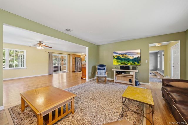 604 Ridgebury Road, Slate Hill, NY 10973