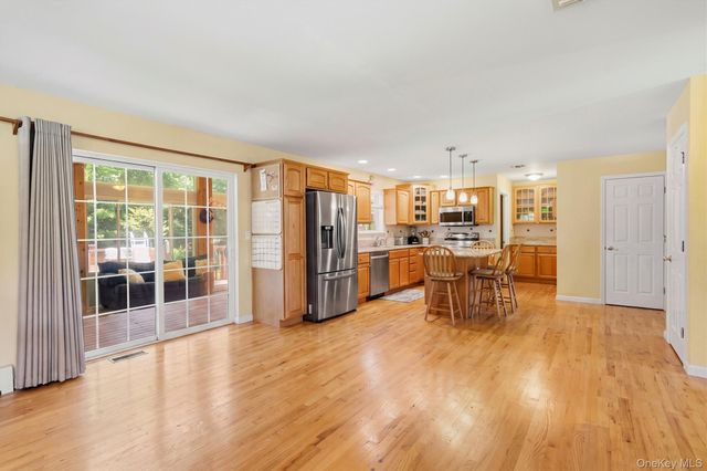 604 Ridgebury Road, Slate Hill, NY 10973
