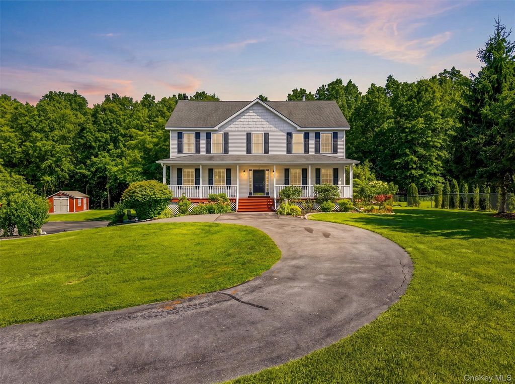 604 Ridgebury Road, Slate Hill, NY 10973