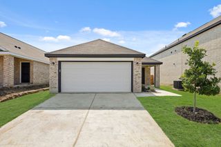 1601 Romans Road, Ennis, TX 75119