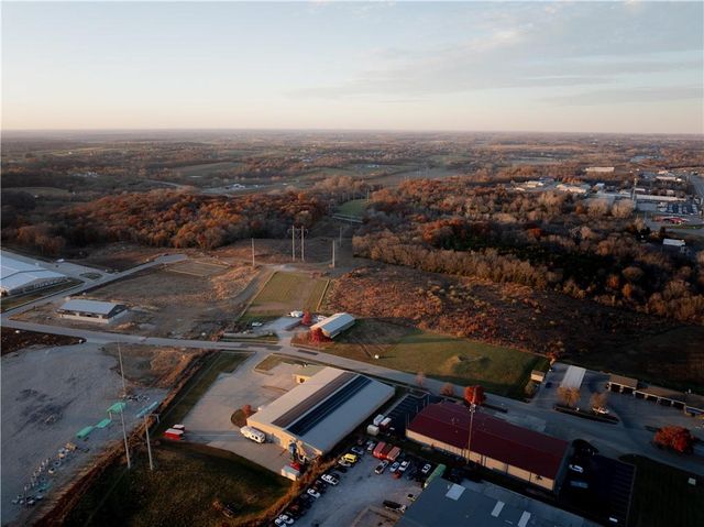 0 N 169 Highway, Smithville, MO 64089