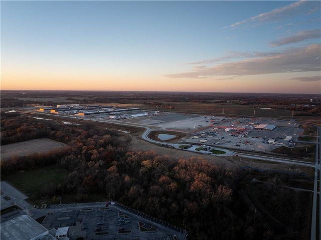 0 N 169 Highway, Smithville, MO 64089