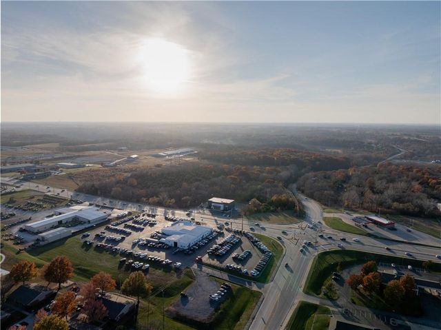 0 N 169 Highway, Smithville, MO 64089